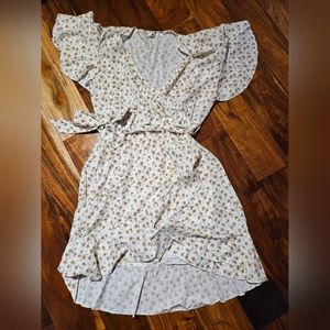 Size large cupshe dress NWOT